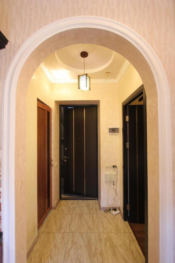 Amiryan Street 1 Bedroom Deluxe Apartment With Balcony Am104 يريفان المظهر الخارجي الصورة