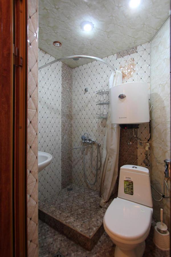 Amiryan Street 1 Bedroom Deluxe Apartment With Balcony Am104 يريفان المظهر الخارجي الصورة